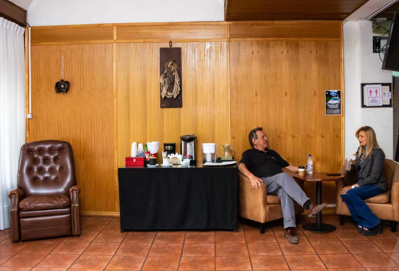 Hotel Gran Muso Los Ángeles Kültér fotó
