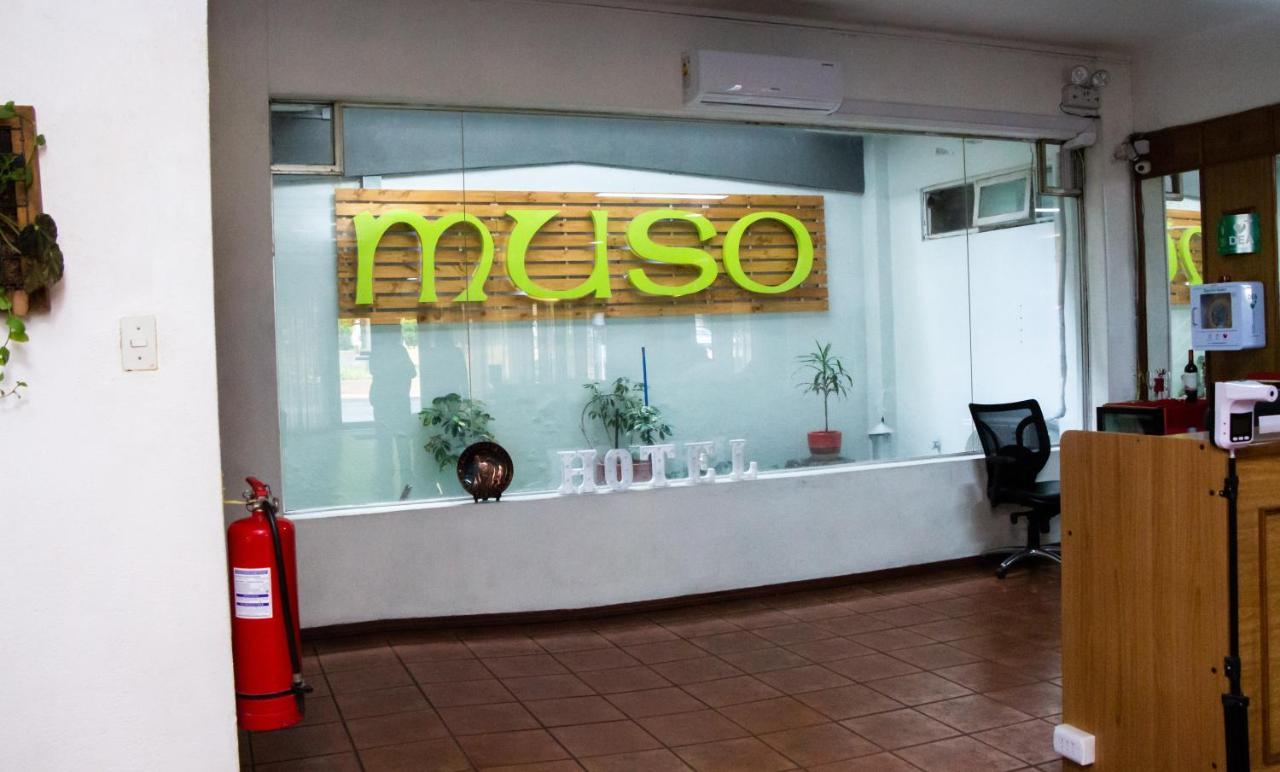 Hotel Gran Muso Los Ángeles Kültér fotó